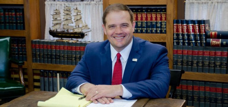 ray-tierney-for-da-banner