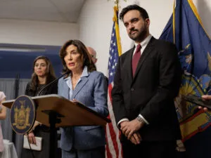 09met-hochul-mamdani-01-tljw-googleFourByThree.jpg